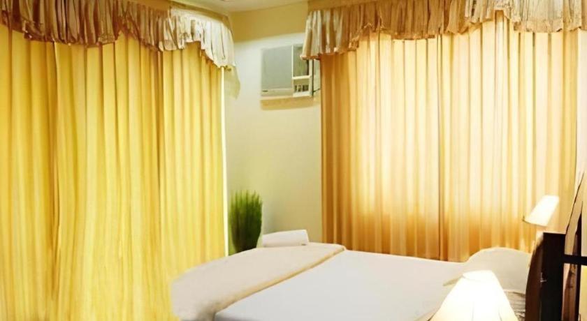 Khulna Hotel Castle Salam מראה חיצוני תמונה