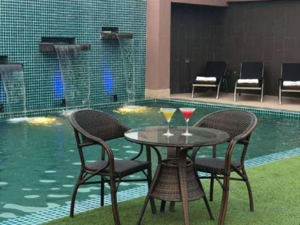 Khulna Hotel Castle Salam מראה חיצוני תמונה