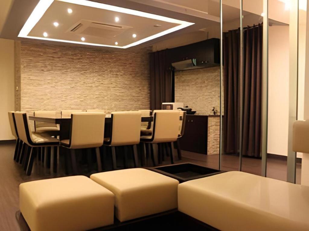 Khulna Hotel Castle Salam מראה חיצוני תמונה