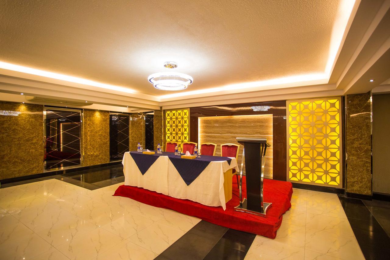 Khulna Hotel Castle Salam מראה חיצוני תמונה